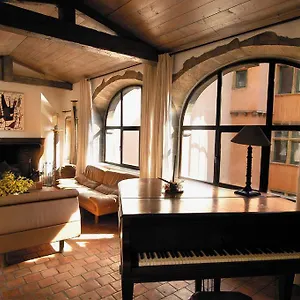 **** Hotel La Tour Rose France