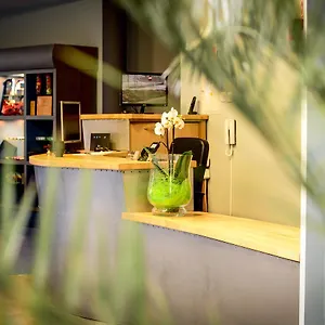 Polin*** Hotel